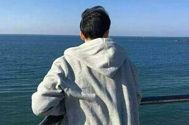 进入高校后的男生与高中相比,有几大不同之处