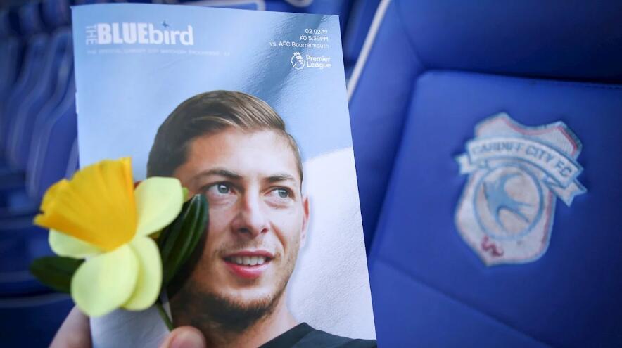 足坛各界发文悼念:愿萨拉安息 逝者已矣生者如斯