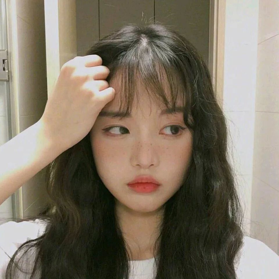 头像| 我明明是保护你 为什么说我送人头
