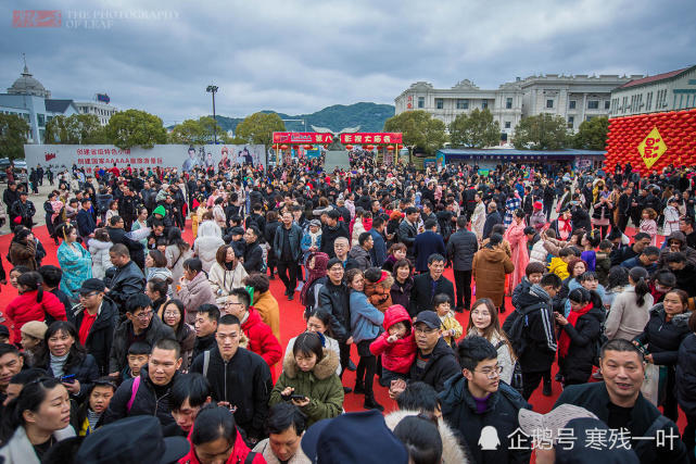 春节景区车堵人堵,为何游客没有抱怨,关键在于这两个字