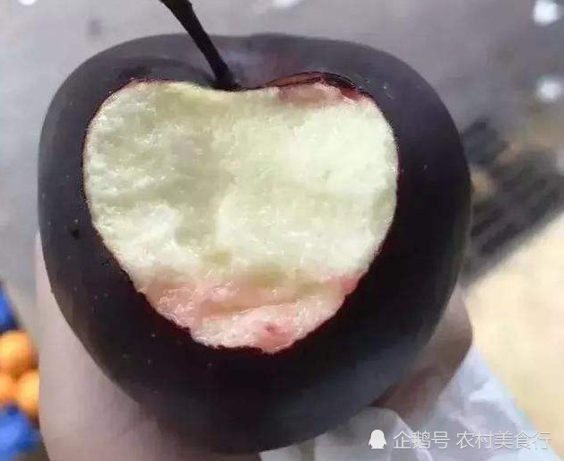 西藏山上才有的的黑苹果,过去农村娃不爱吃,如