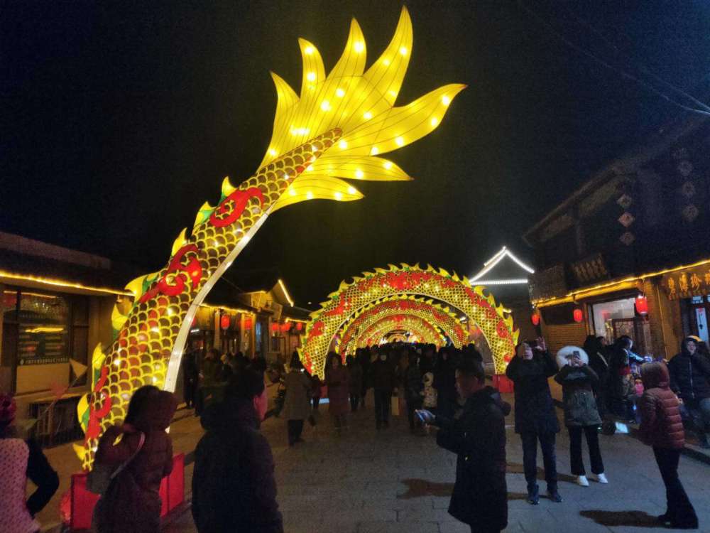 兴城2019古城灯展靓丽登场,闪亮古城街