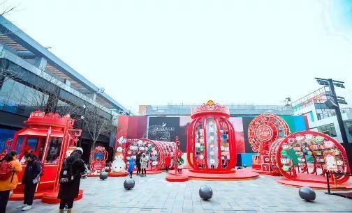 90后成主力,年夜饭外卖翻倍,北京春节商业现新