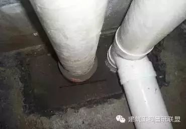 必须采用手持式振动器进行振捣8,浇砼前upvc立管上的套管先作填塞,并