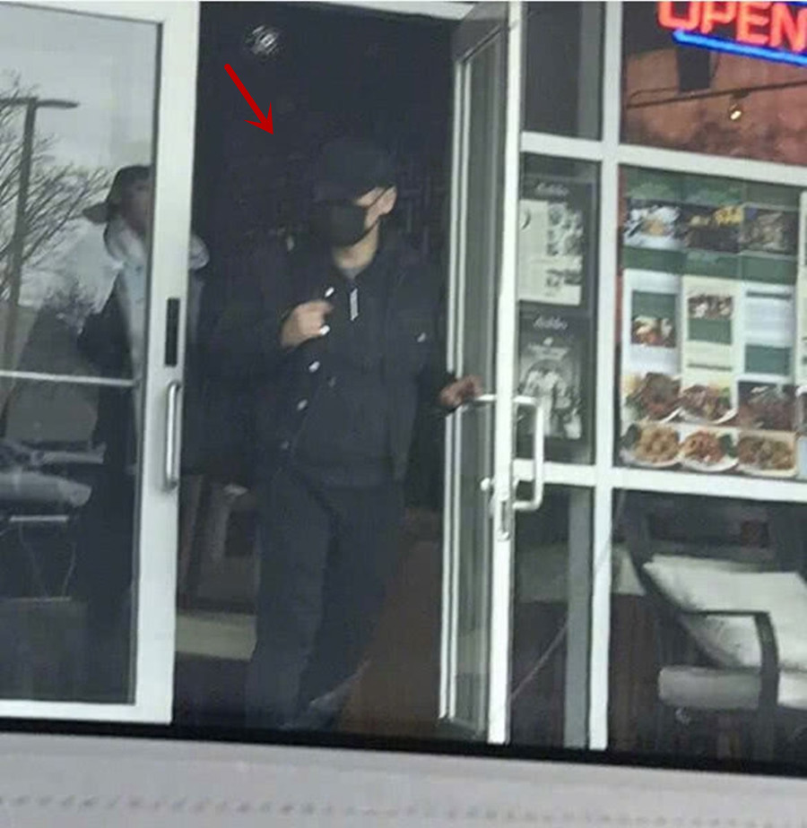 避风头?吴秀波美国吃火锅被网友偶遇,还曝其科