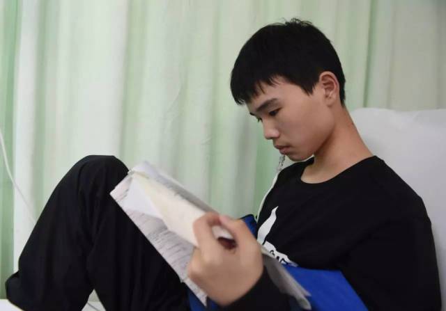 17歲杭二中男孩胃癌晚期 尋找為其捐錢的好心阿姨