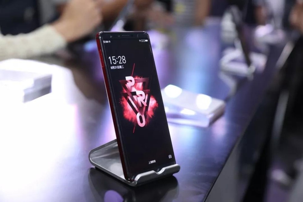 紧追小米手机性价比却不被市场认可,360手机降