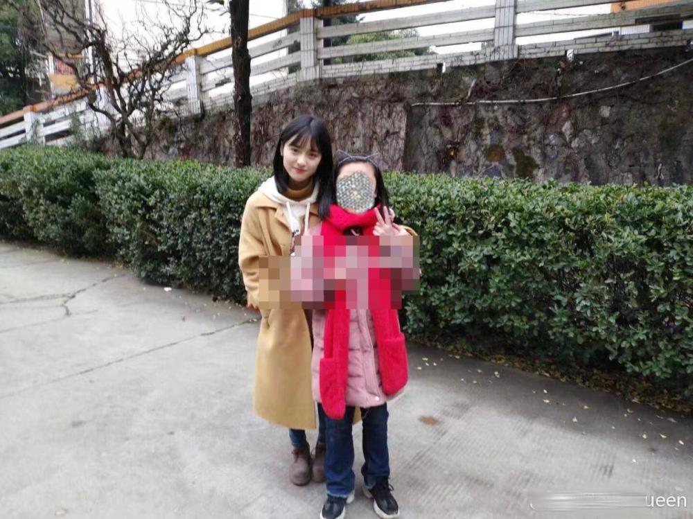 吴昕和沈月同样的身高，同台时这身材却是相差太远