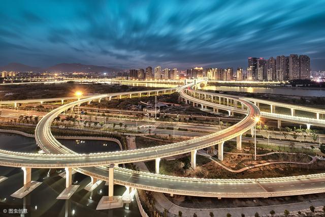 福州厦门gdp哪个高_1 11月福建省属企业营业收入同比增长27.8