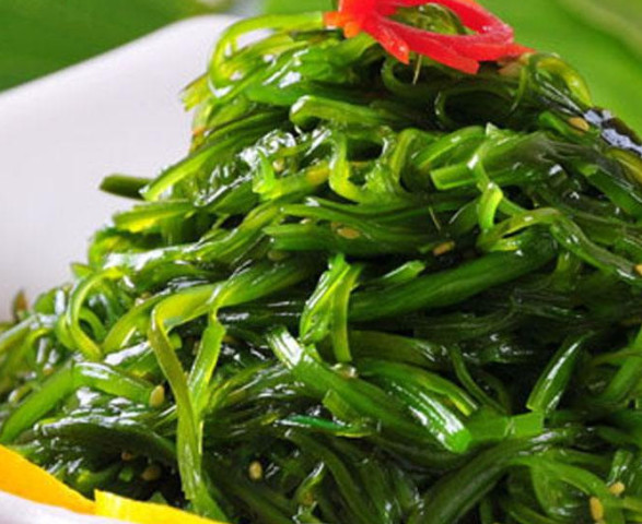 二,海藻素有海洋蔬菜的美誉,其低热量低脂肪的特点,令营养学家关注.