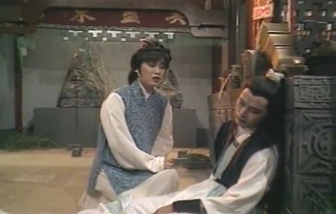 认贼作父的杨康,为何能得到穆念慈的不离不弃,郭襄说出真相!