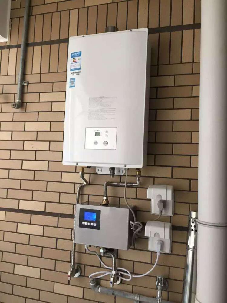 水龙头一开透心凉,热水器不能一块通?能,水循