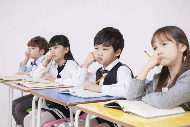 流动人口子女入学_子女入学图片(2)