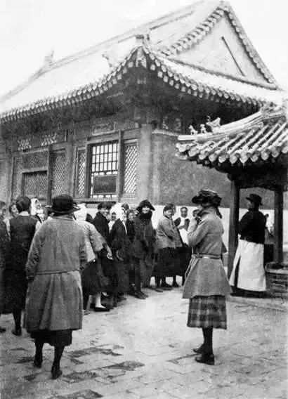 北京1920年人口_北京人口变化趋势图(3)