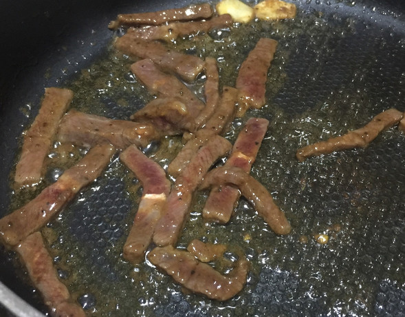 640