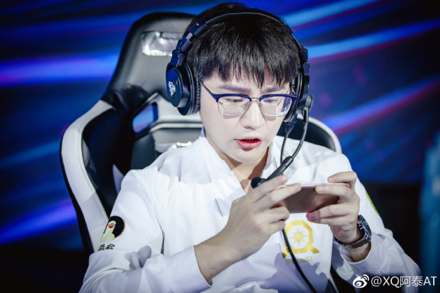 阿泰发文疑对XQ俱乐部不满 引老队员抗议粉丝