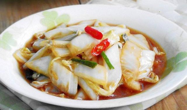 酸酸嫩嫩的醋溜小白菜,吃起来滑口美味