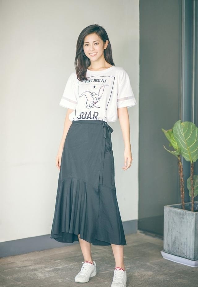 看了任容萱内裤穿搭,终于知道是温婉可人王者私服荣耀美女图片