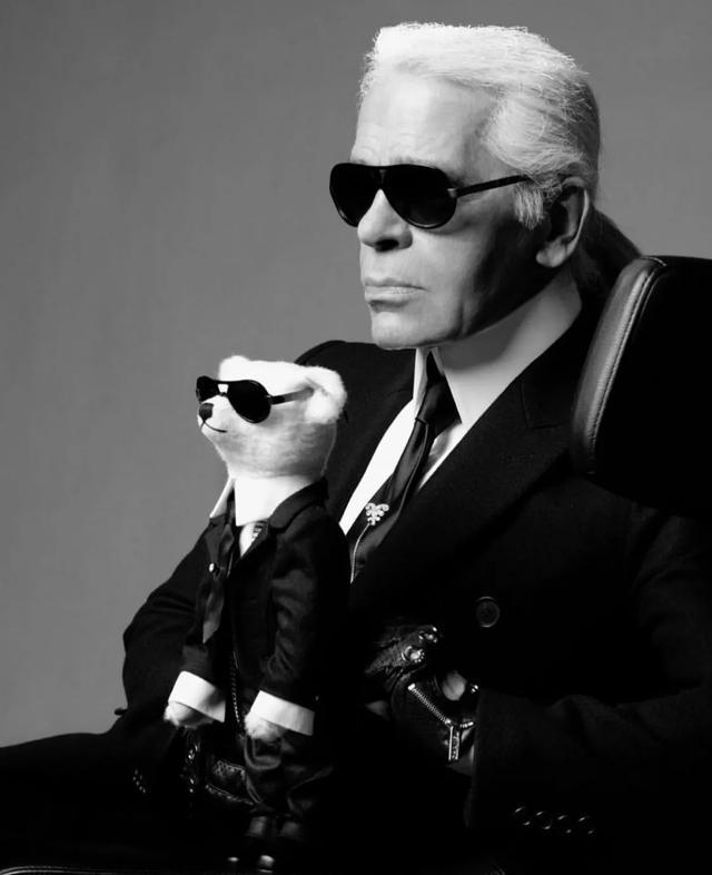 一辈子不结婚不生小孩会孤独终老?老佛爷卡尔