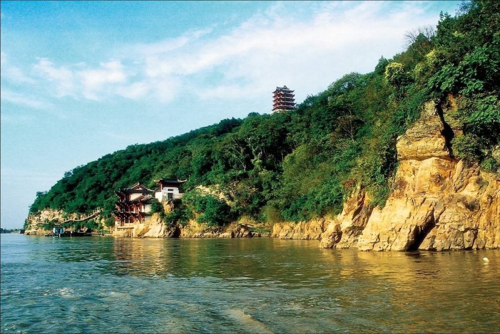 安徽安庆地级市的gdp2020_2020年GDP十强地级市 苏州一骑绝尘 五城过万亿