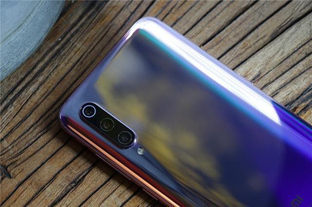 性价比旗舰小米9正式发布,荣耀V20直呼伤不起