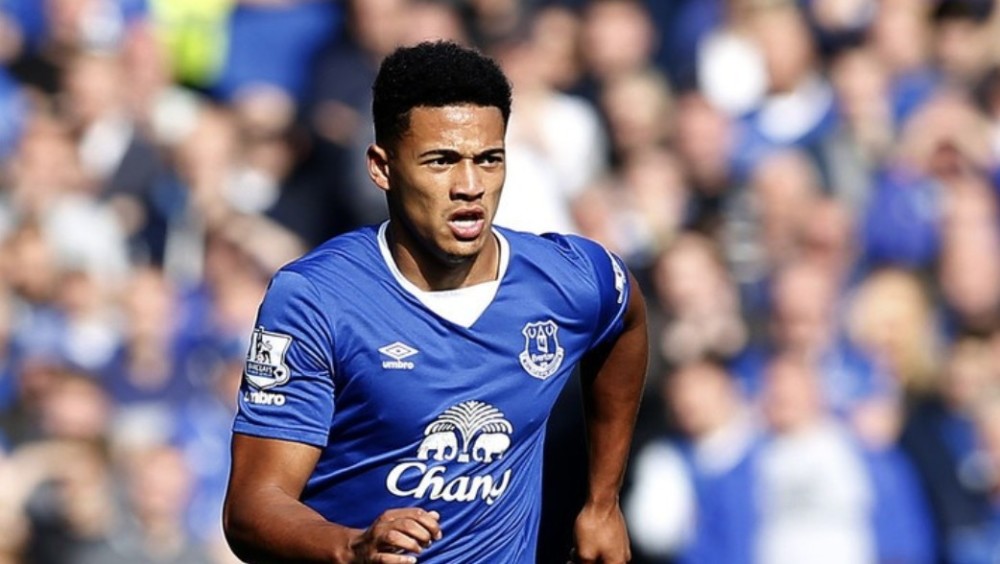 曝布朗宁具备为国足出战资格!另一归化球员却