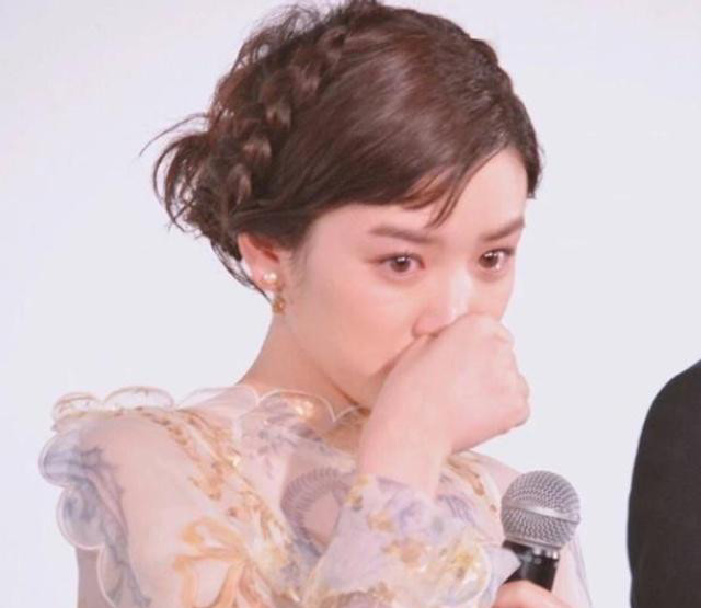 因 仙女式哭泣 走红的永野芽郁 换个发型气质 还撞脸刘亦菲 看点快报