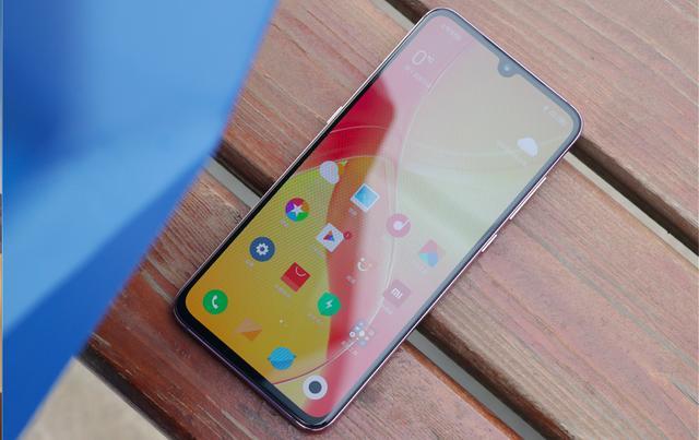 质疑小米9电池不够用?小米产品总监打脸:仅次