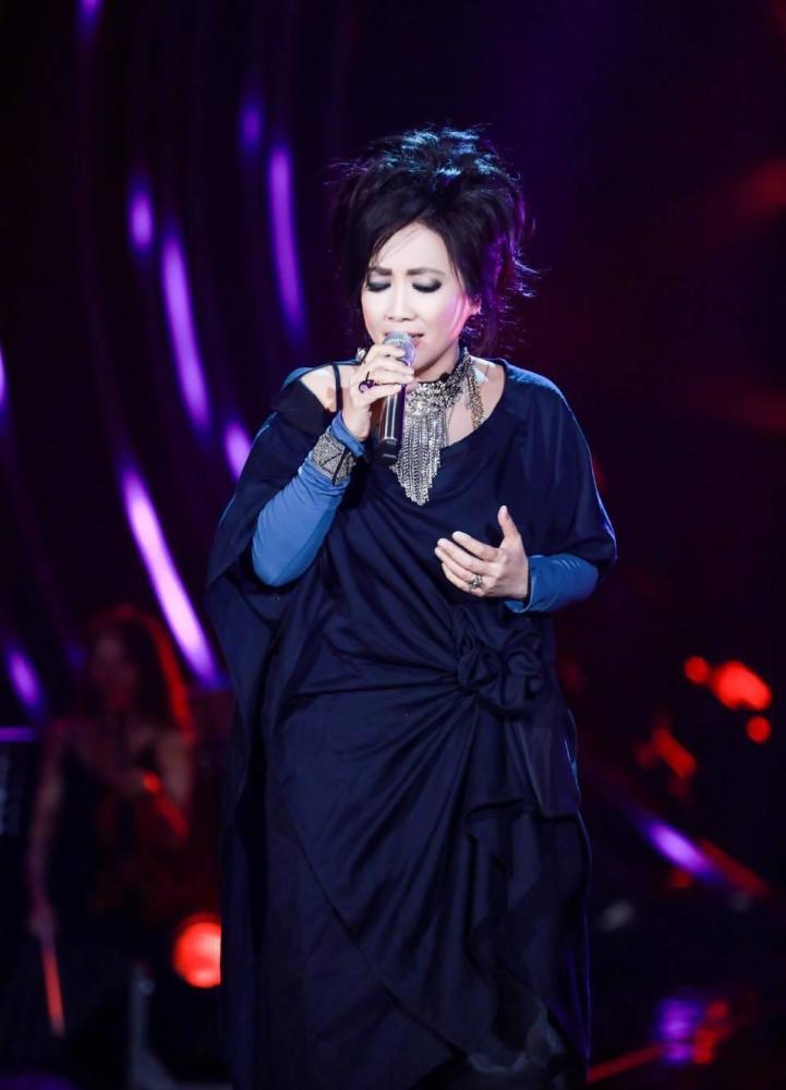 手》第七期剧透,杨坤翻唱张国荣经典,杨乃文唱