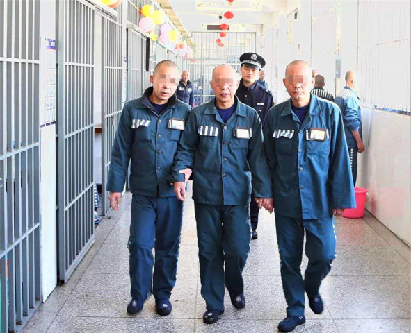 为什么人坐牢的第一天,都要剃光头?原因让人无法反驳