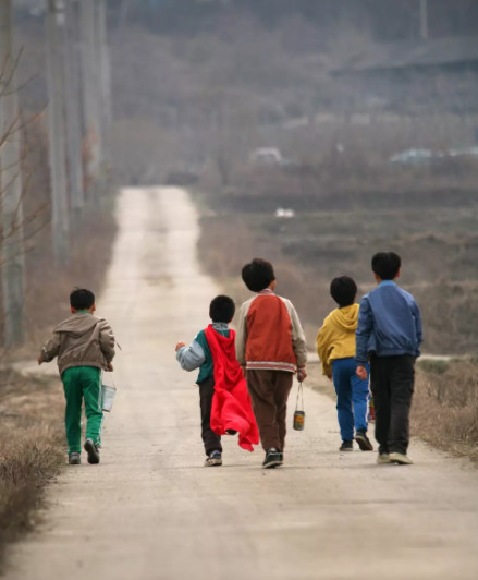 《孩子们:韩国"青蛙少年失踪案"改编而成的电影