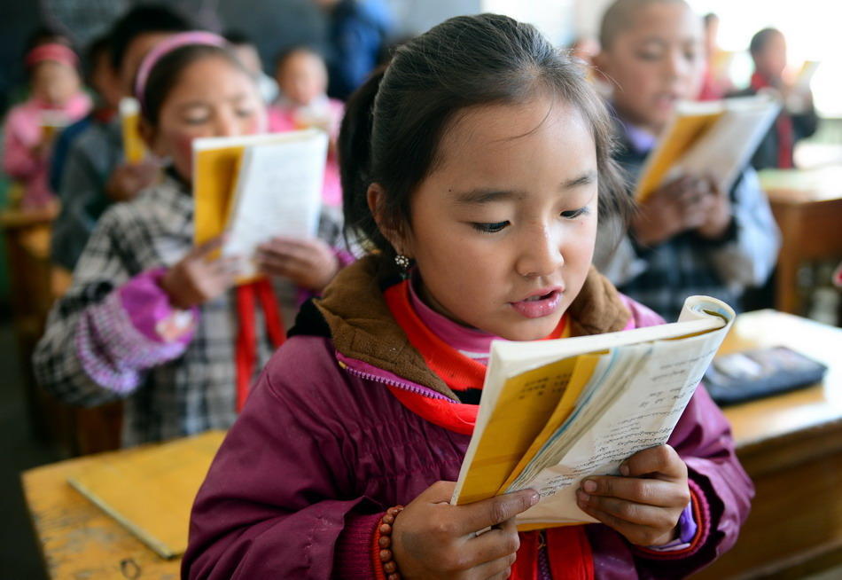 小学古诗改读音,网友沸腾:改的太没文化,官方回