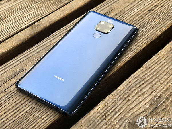 多年的苹果粉也换了华为手机:华为Mate 20X入