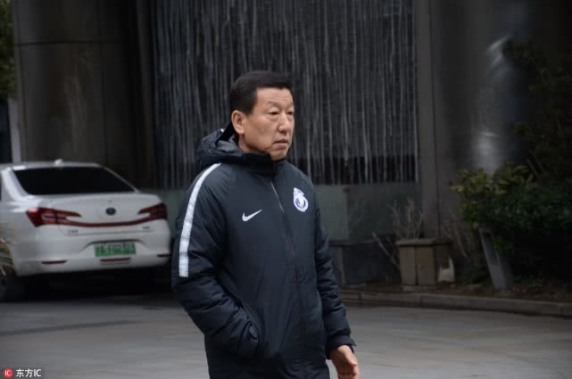 俱乐部教练排名:崔康熙中超第1 李霄鹏进百强