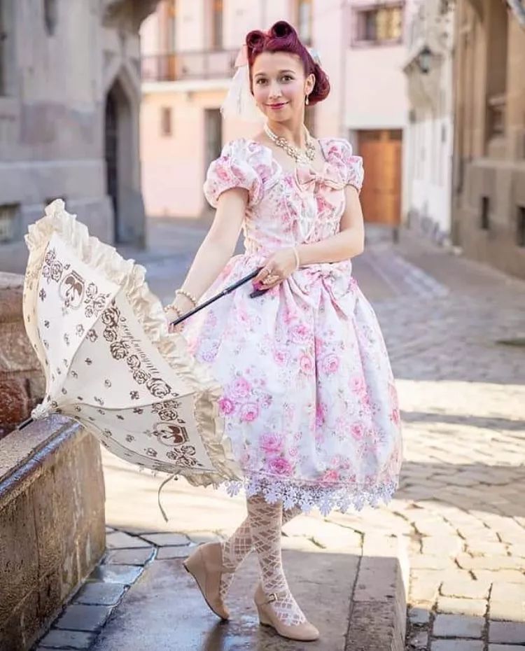 灵魂拷问:胖女孩真的不适合穿洛丽塔洋装吗?