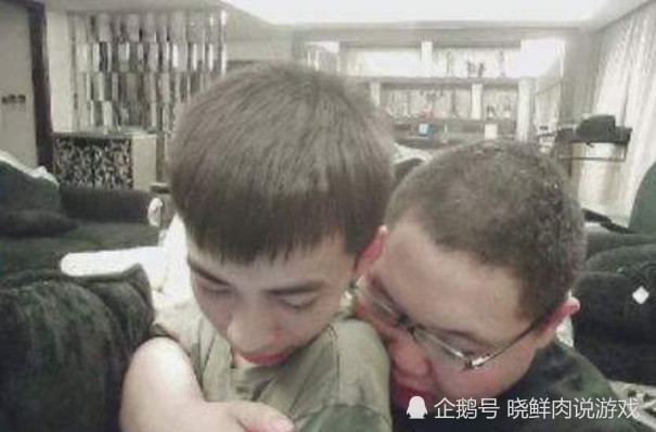 小马无限火力秀武器大师,出装思路很复古,抗塔