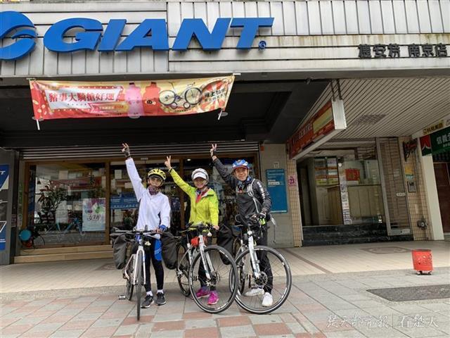 七天行600公里 武汉初中生春节骑行半个台湾岛