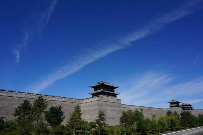 灵丘总人口_灵丘高保利车祸现场图(2)