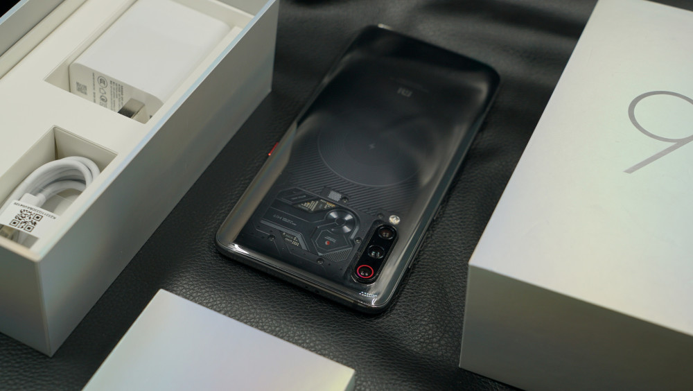 iPhone8P再次降价,这回小米9和苹果8P怎么选