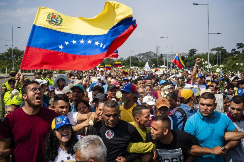 瓜伊多摊牌失败 暗示采取更激进的措施