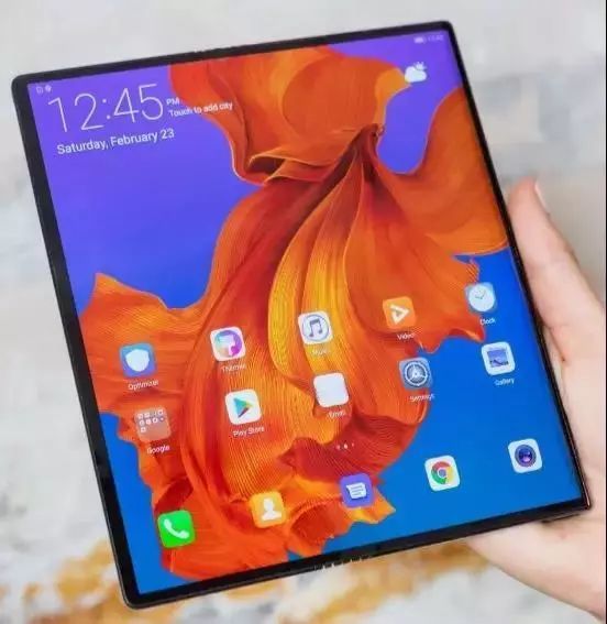 华为5G折叠屏手机亮相:售价17500元,官方公布