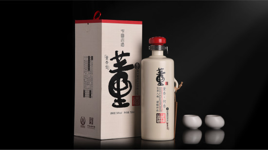 都是名酒,本来是如茅台,五粮液这样的王者品牌,如今却只能屈尊二线了