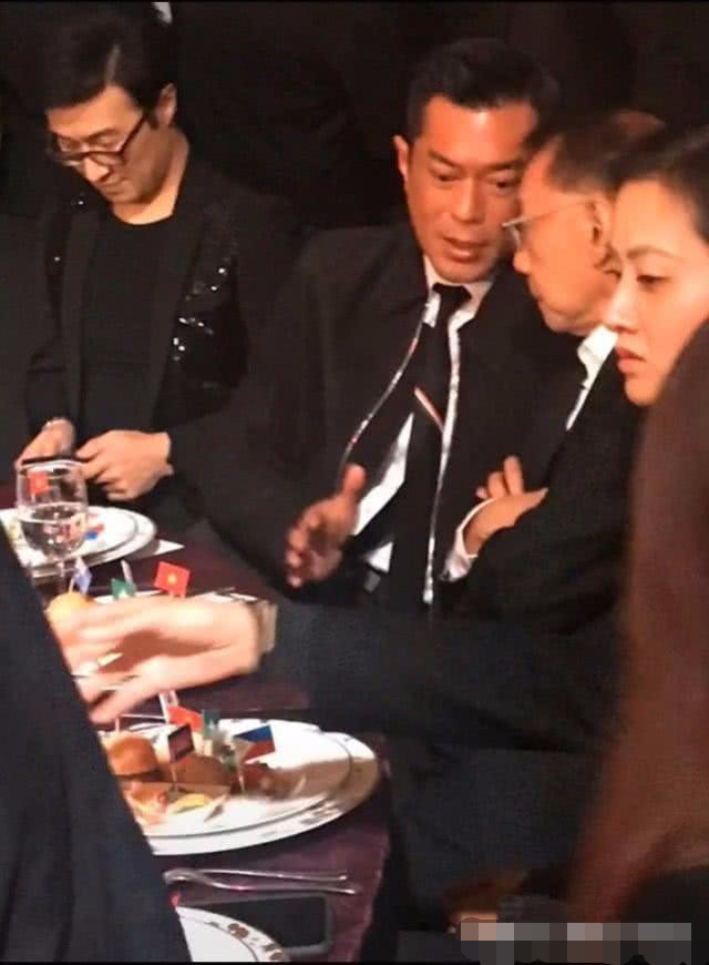洗米华举办晚宴,向华强古天乐杨受成到场祝贺,群星