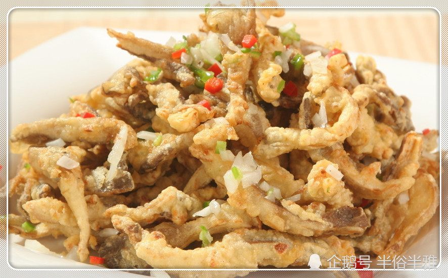 干炸蘑菇到底要不要先焯水，原来很多人做错了，难怪炸出来不香脆