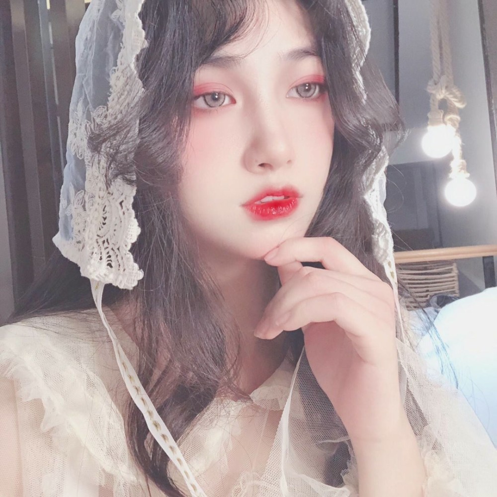 ins风·小仙女·闺蜜头像:"一生至交,闭口不谈分道扬镳"!