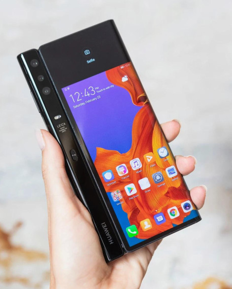 华为折叠屏手机广受好评,小米的评价亮了