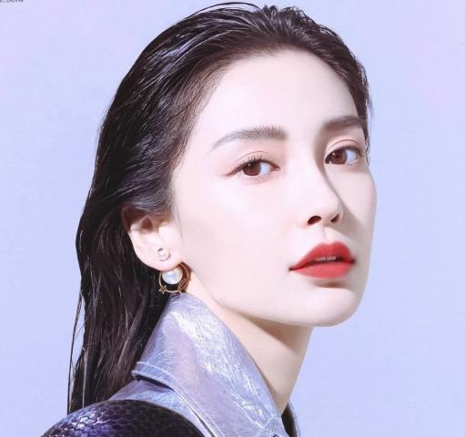 钟楚曦打baby?跟着起哄的粉丝别闹了,真实情况应该是这样的