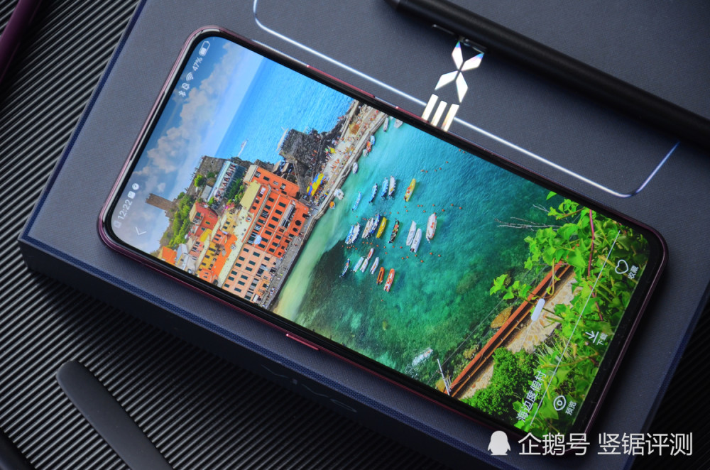 vivo双屏旗舰手机体验!搭载骁龙845,10GB内存