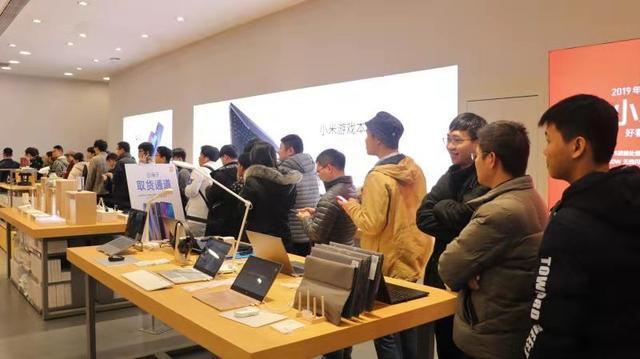 为什么现货还抢不到小米9!并非雷军耍猴,现货