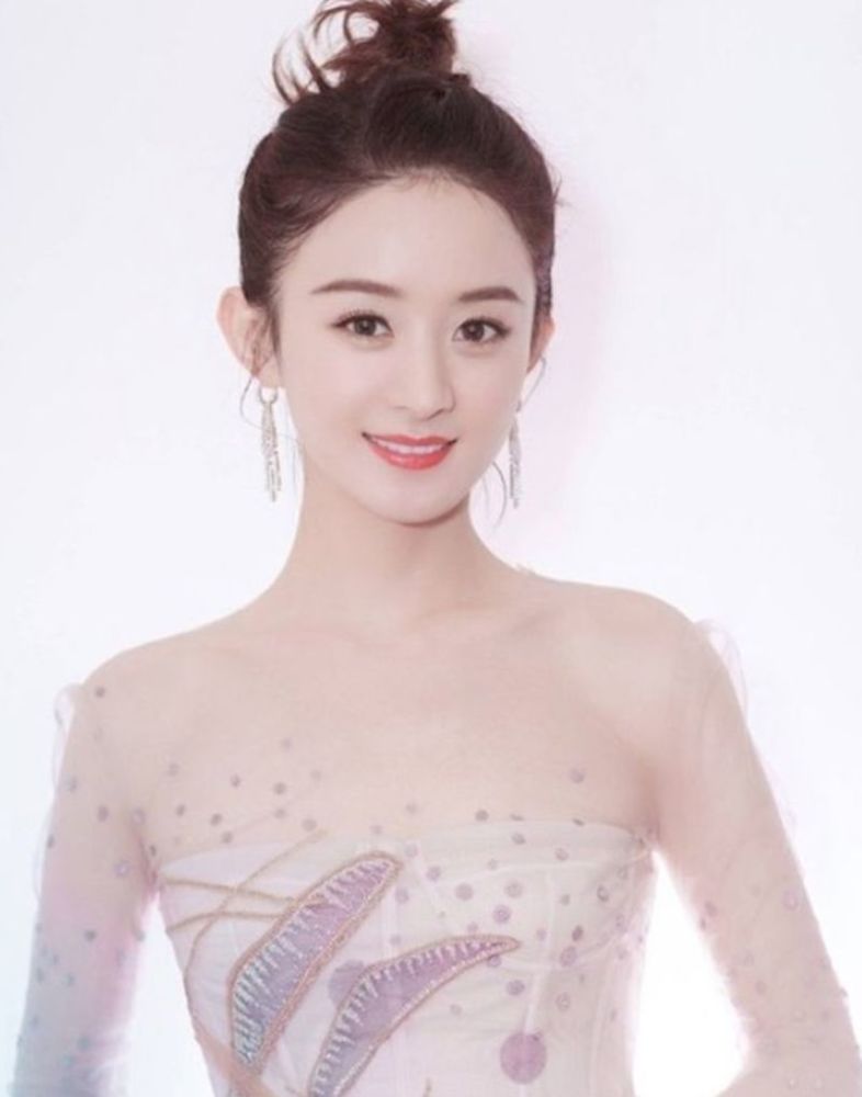 赵丽颖怀孕大肚照